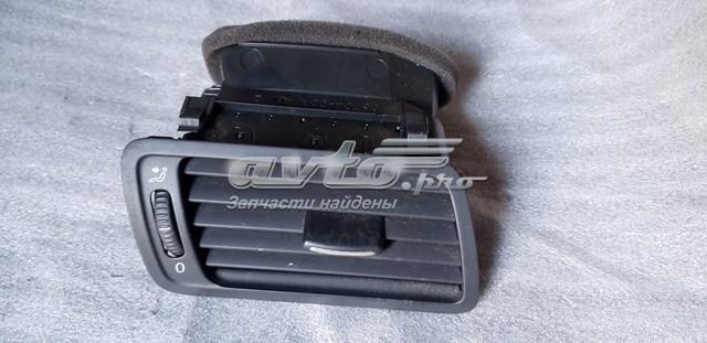 Решетка воздуховода правая 3C1819702F1QB VAG