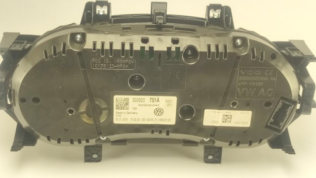 3G0920751A VAG Приборная доска (щиток приборов) купить в Черновцы