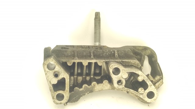 Кронштейн подушки (опоры) двигателя, правой 3M516030AF FORD