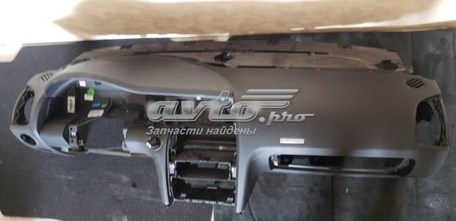 Панель передняя "торпедо" 4L1857041E24A VAG