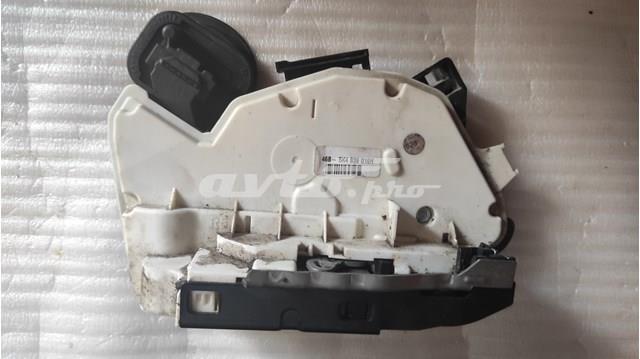 Замок задней правой двери  5K4839016H VAG