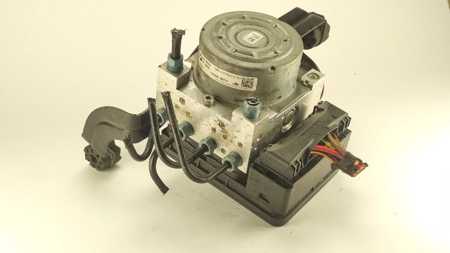 Пассажирская передняя дверь 6870912 BMW