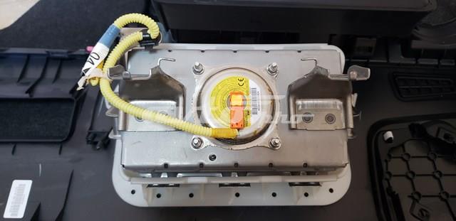 Подушка безопасности боковая 7396042051 TOYOTA