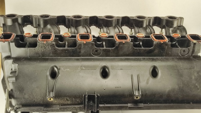 7799625 BMW Впускной коллектор купить в Николаев
