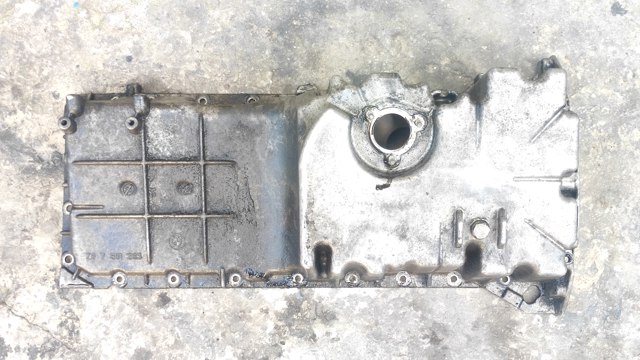 Масляный поддон 7801365 BMW