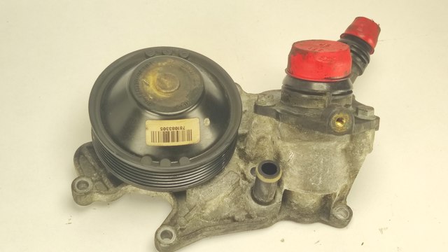 Водяной насос 7810833 BMW