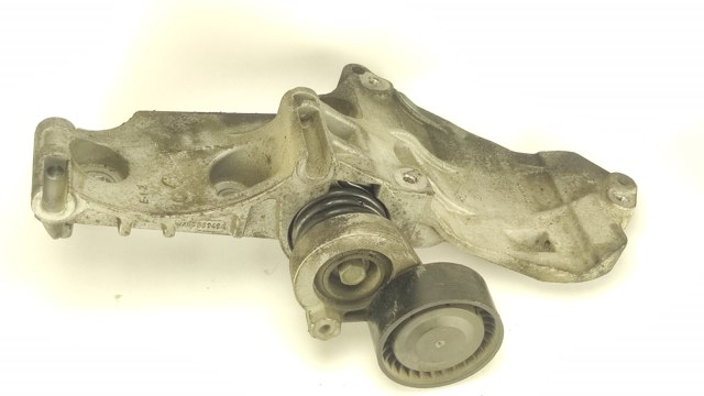 Кронштейн генератора натяжной 8200669494 RENAULT