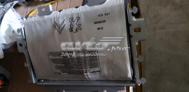 Подушка безопасности боковая 8216RQ PEUGEOT