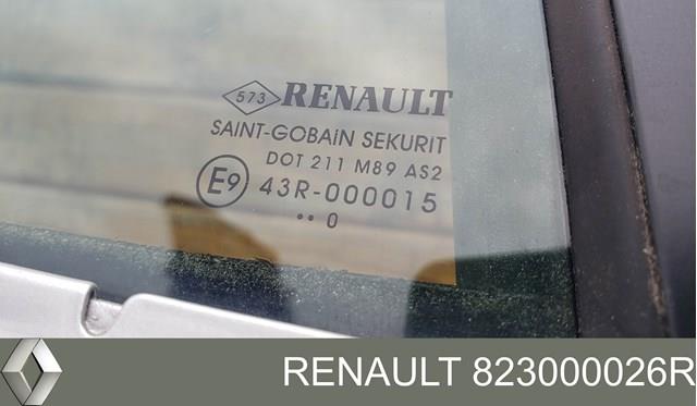 823000026R Стекло двери задней правой купить Кривой Рог
