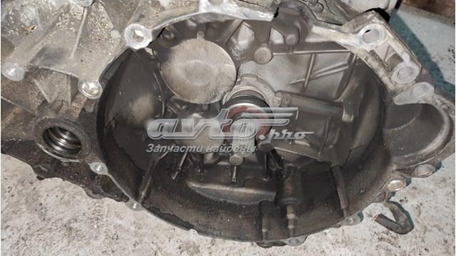8252153 VOLVO купить в Киев
