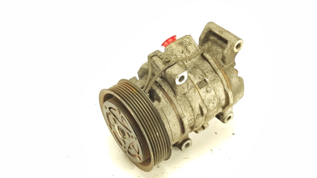 Насос кондиционера 883100K114 TOYOTA