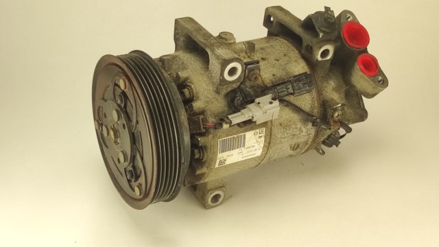 Насос кондиционера 926004990R RENAULT