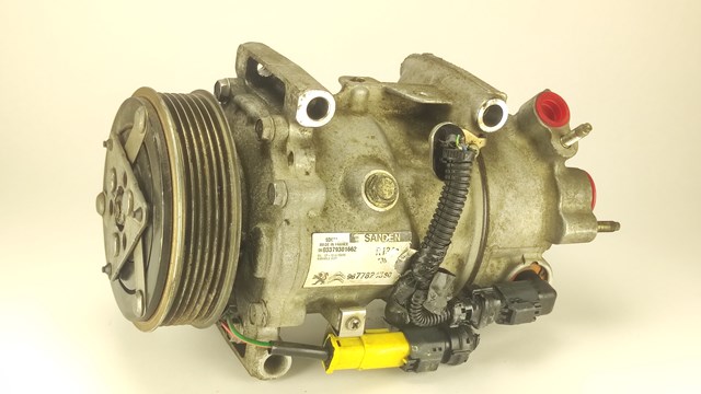 Компрессор системы кондиционирования 9677824580 PEUGEOT
