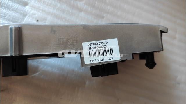 967903Z100 HYUNDAI купить в Киев