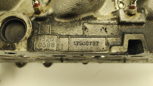 PEUGEOT 9688418110 ГБЦ в наличии Украина