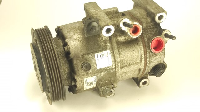 Компрессор системы кондиционирования 97701D7100 HYUNDAI