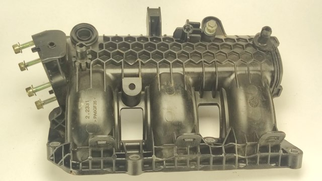 Коллектор впускной 9802101480 PEUGEOT