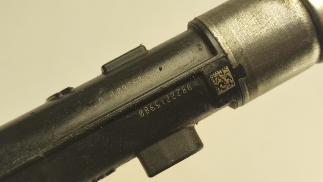 PEUGEOT 9822715980 Форсунка впрыска топлива в наличии Полтава