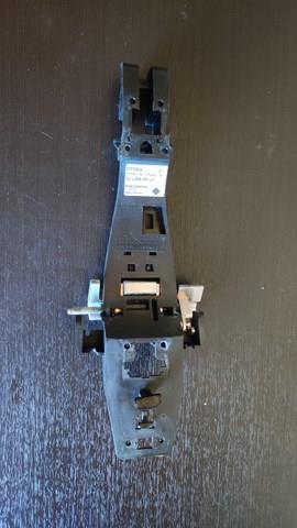 Держатель наружной ручки двери, задней левой CXF500033 LAND ROVER