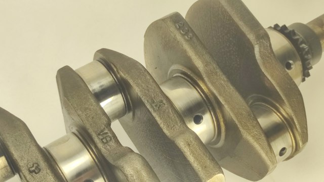 LR022080 LAND ROVER Коленвал двигателя купить в Черновцы