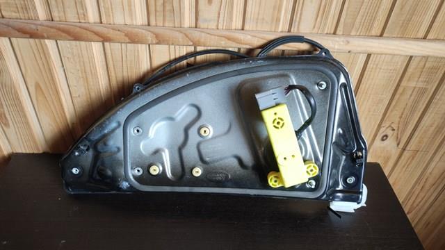 Стеклоподъемник задней левой двери LR060139 LAND ROVER