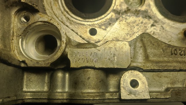 MERCEDES R2710161201 Головка блока цилиндров (ГБЦ) в наличии Черновцы