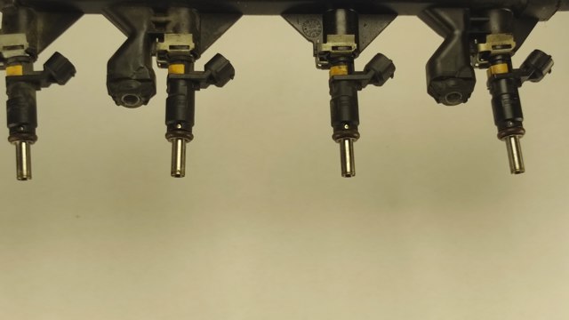 Клапанная форсунка V752817680 PEUGEOT