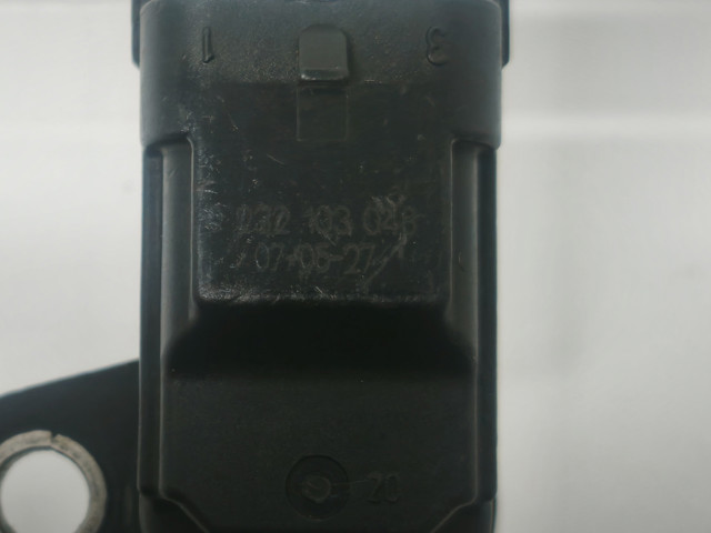 Датчик положения распределительного вала 0232103048 BOSCH