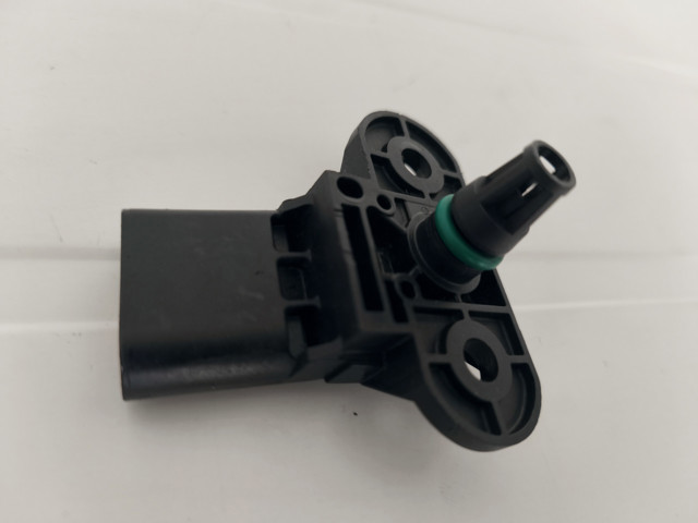 BOSCH 0261230235 Датчик давления во впускном коллекторе, MAP в наличии Украина
