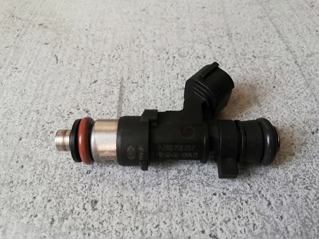 BOSCH 0280158057 Форсунка впрыска топлива в наличии Полтава
