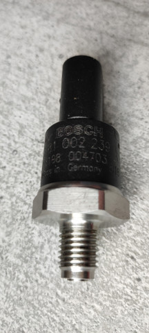 BOSCH 0281002239 Датчик давления топлива в наличии Николаев