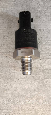 BOSCH 0281002405 Датчик давления топлива в наличии Харьков