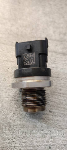 BOSCH 0281002903 Датчик давления топлива в наличии Николаев