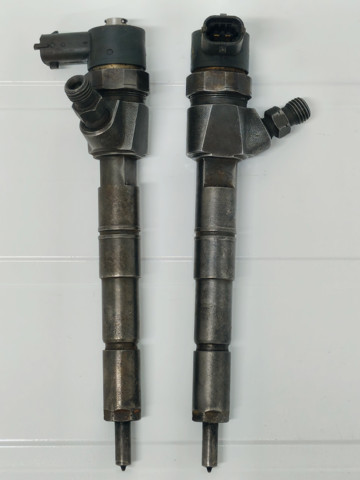 Топливные форсунки 037165299 BOSCH