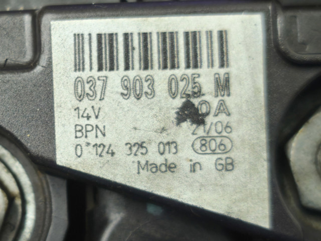 VAG 037903025M Генератор в наличии Каменское