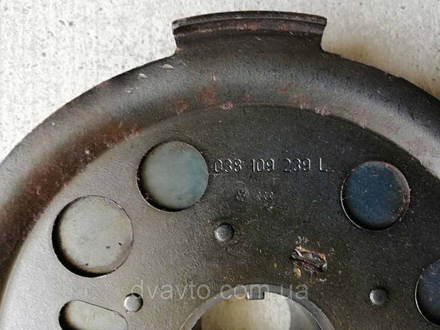 Фланец шестерни распредвала 038109239L VAG