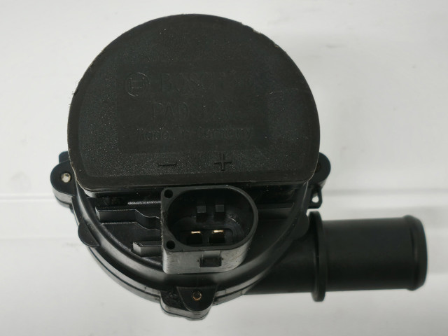 BOSCH 0392023004 Помпа водяная (насос) охлаждения, дополнительный электрический в наличии Львов