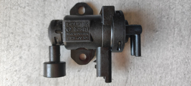 Преобразователь давления (соленоид) наддува/EGR 0928400309 BOSCH