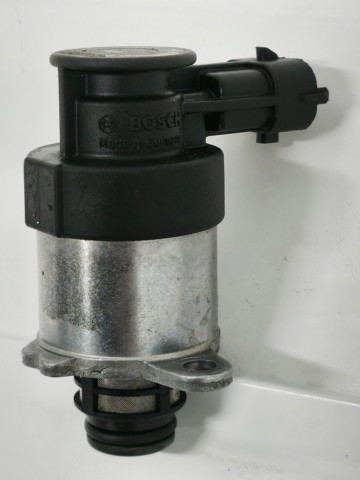 BOSCH 0928400757 Клапан регулировки давления (редукционный клапан ТНВД) Common-Rail-System в наличии Украина