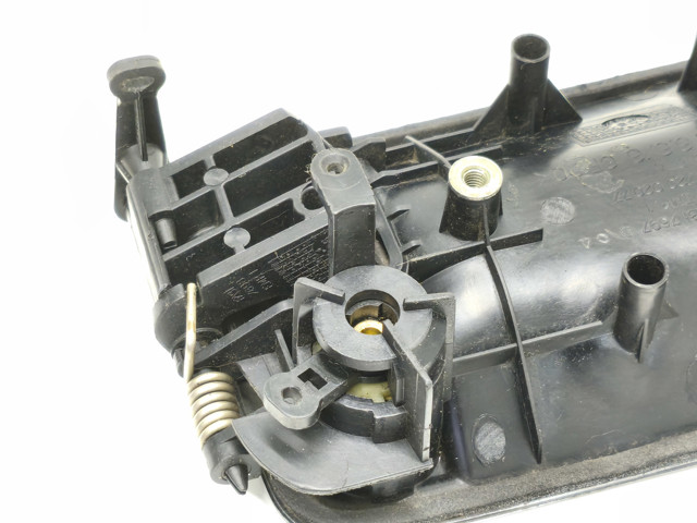 Ручка задней (распашной) двери, правая наружная 1472002077 FIAT