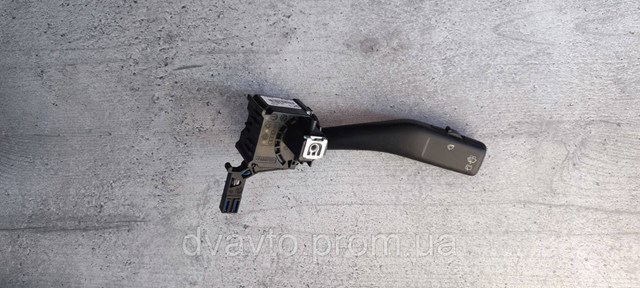 1K0953519 VAG Переключатель подрулевой правый купить в Одесса