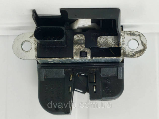 1T0827505G Замок багажника купить Сумы