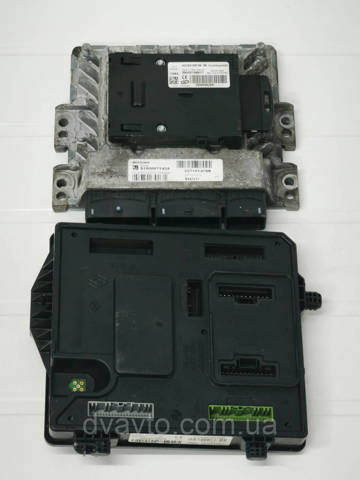 Компьютер двигателя 237100822R RENAULT