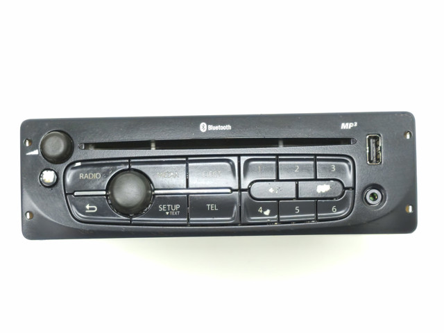 RENAULT 281159782R Магнитола (радио AM/FM) в наличии Каменское