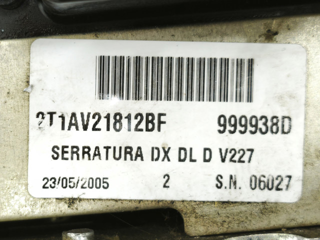 2T1AV21812BF FORD Замок двери передней правой купить в Харьков