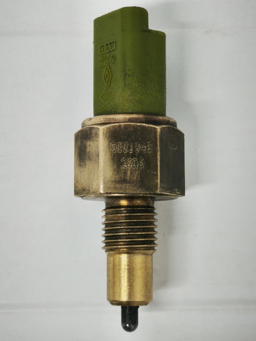 Включатель фонарей заднего хода Renault Kangoo 2