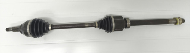 Привод правый 391005010R RENAULT