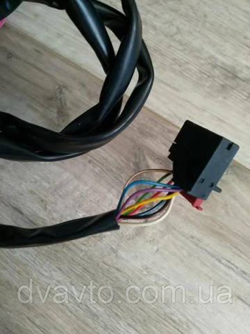 3C0857934 VAG Уплотнитель зеркала к двери правый купить в Львов