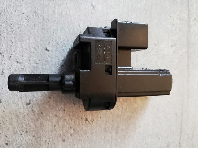 4M5T7C534AA FORD Датчик включения сцепления  купить в Ужгород