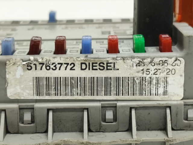 Монжатный блок реле 51763772 FIAT